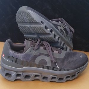ON Cloudmonster-Men 11.5